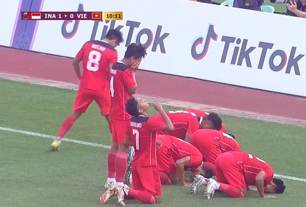 Bi kịch phút bù giờ, U22 Việt Nam từ bỏ giấc mơ vàng SEA Games 32