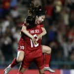 Cảm xúc vỡ òa trong ngày tuyển nữ Việt Nam làm nên lịch sử