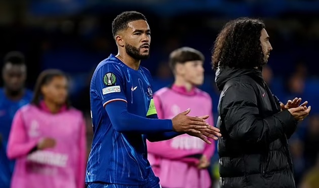Chelsea bị la ó dù vào bán kết, Reece James thẳng thắn chỉ trích đội nhà