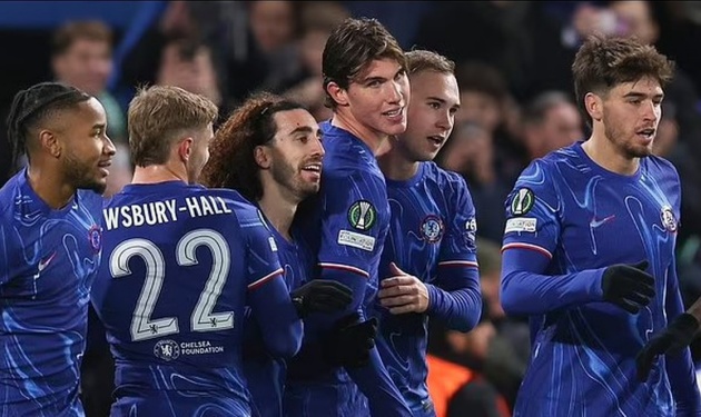 Chelsea quá đáng sợ