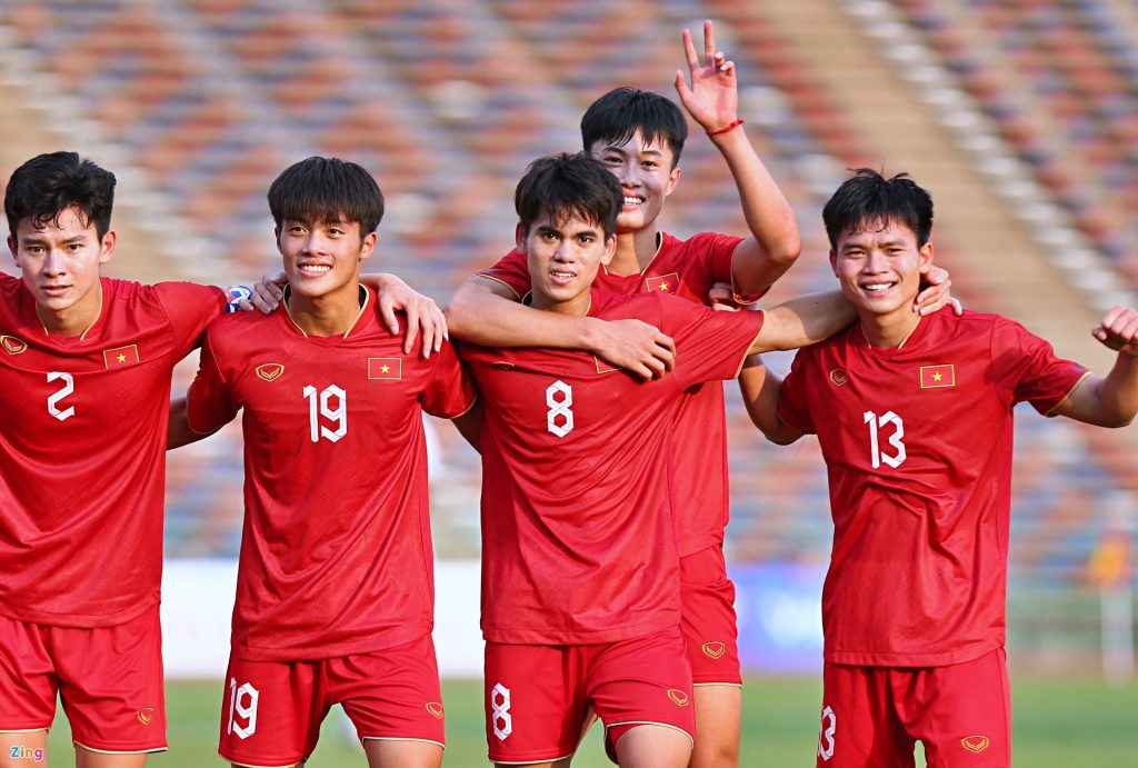 Hậu vệ U22 Việt Nam suýt lập hat-trick vào lưới Myanmar