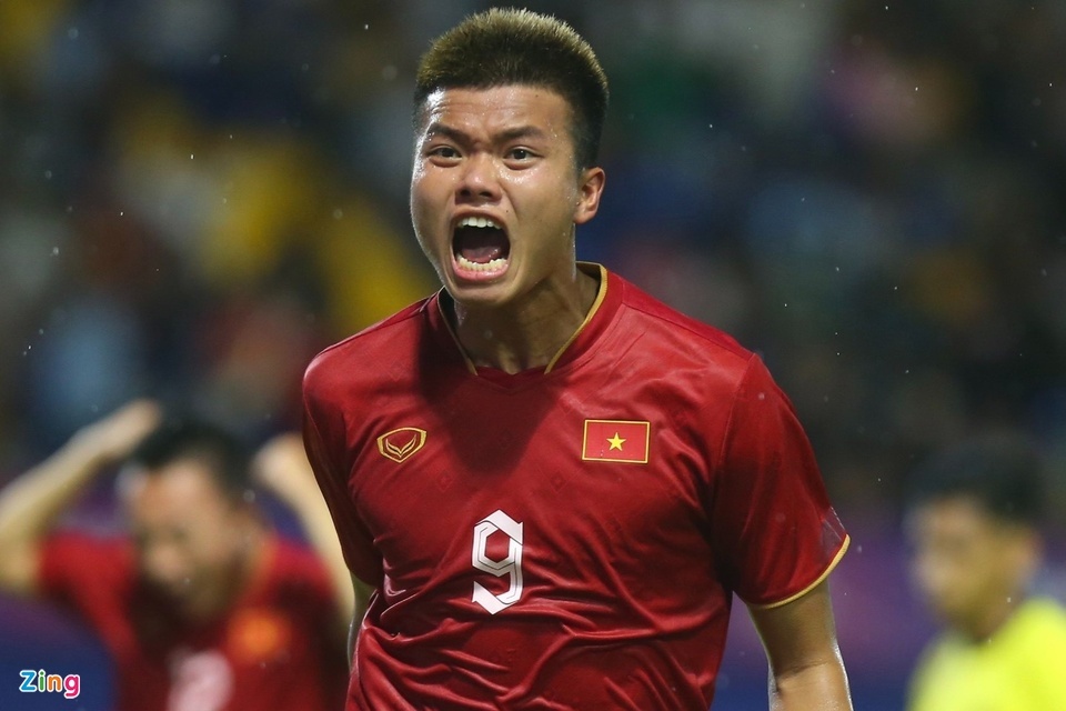 HLV Troussier thay nửa đội hình U22 Việt Nam gặp U22 Thái Lan