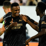 “1 ngôi sao đang được tạo ra ở Arsenal”