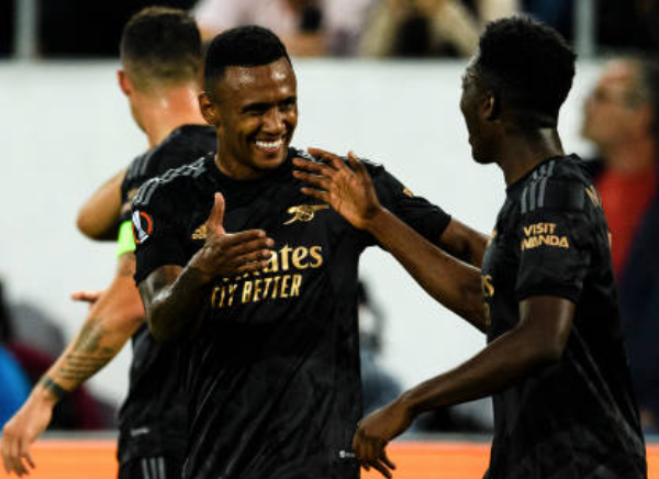 “1 ngôi sao đang được tạo ra ở Arsenal”