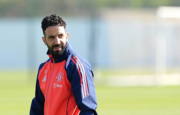 4 cầu thủ Lyon mà MU phải dè chừng: “Động cơ” giữa sân; Nhân tố X