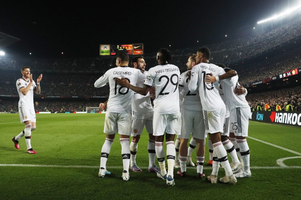 “4 hậu vệ của Barca không thể đối phó với Rashford”