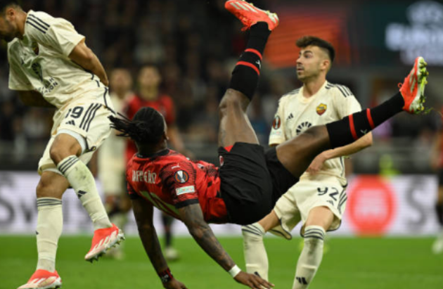 4 lý do khiến Milan phơi áo trước Roma ngay trên sân nhà