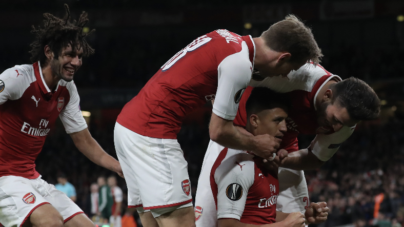 Arsenal mạnh nhất Europa League