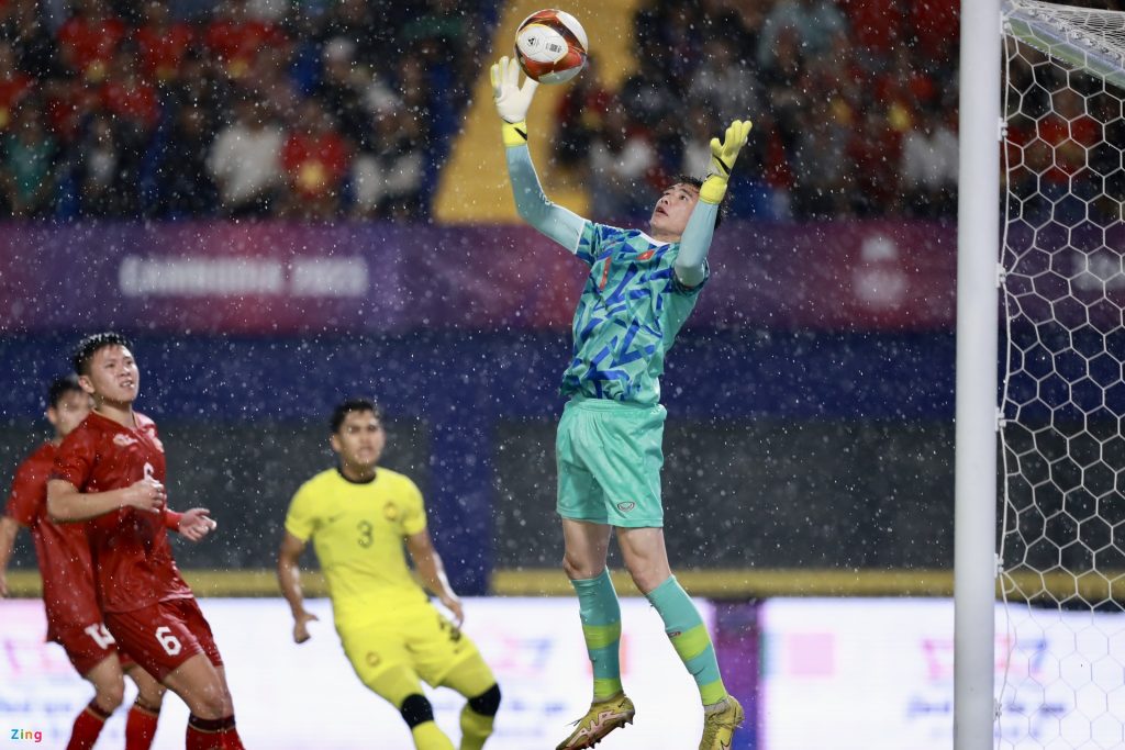 Bàn thắng gây tranh cãi của U22 Malaysia trước Việt Nam