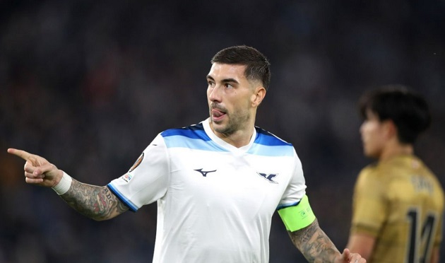 Baroni mang đến tư duy chiến đấu mới cho Lazio ở Europa League