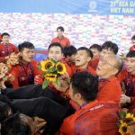 Bóng đá Việt Nam trọn vẹn niềm vui