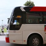 Cầu thủ Myanmar cầu nguyện trên sân tập mới