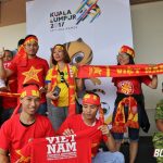 CĐV tiếp lửa U22 Việt Nam tại sân Selayang – Malaysia