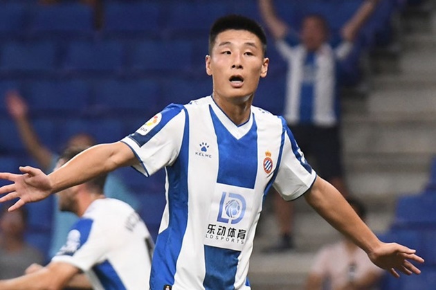 CHOÁNG! ‘Maradona Trung Quốc’ bùng nổ tại Europa League, làm nên lịch sử chấn động