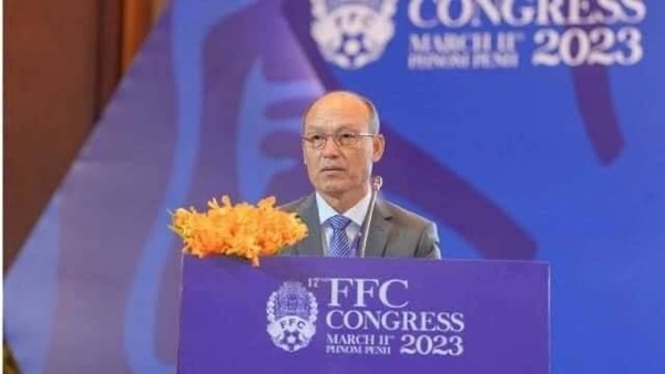 Chủ tịch LĐBĐ Campuchia rút lại quyết định từ chức
