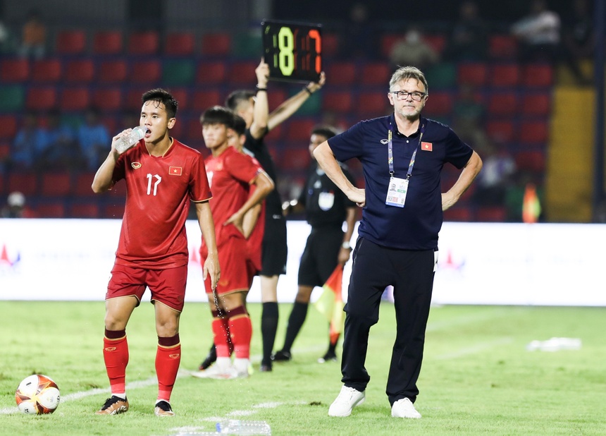 Chuyên gia đặt dấu hỏi về chiến thuật của U22 Việt Nam