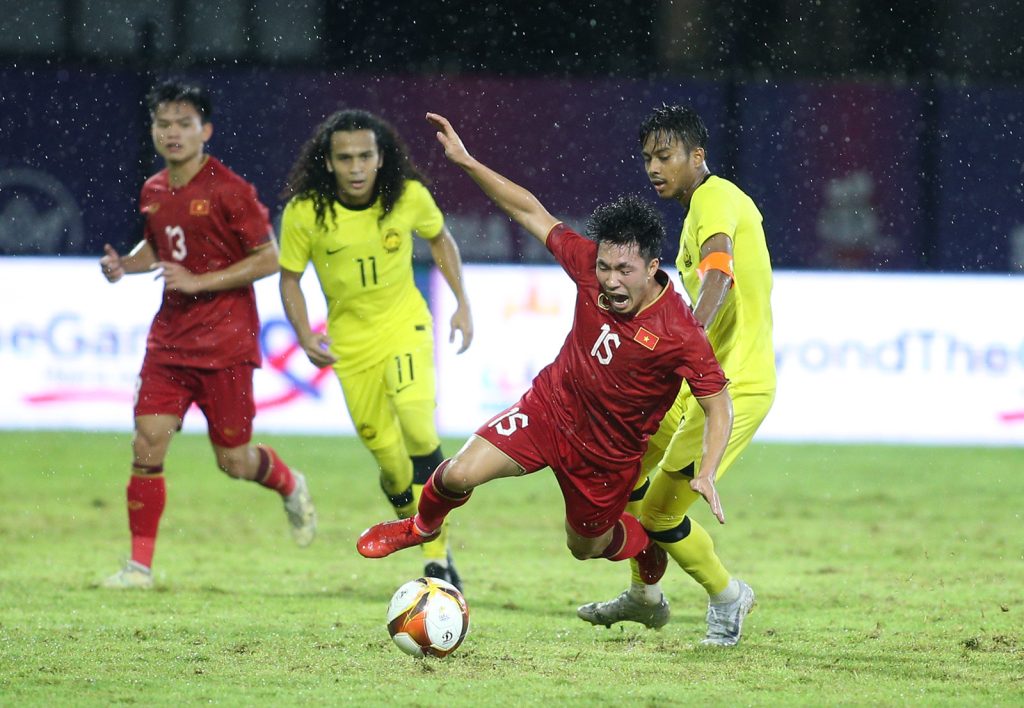 Chuyên gia khuyên U22 Việt Nam thắng Thái Lan để… né Indonesia