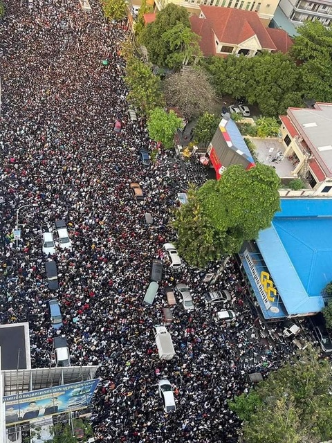 Cơn sốt bóng đá chưa từng có ở Campuchia