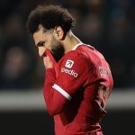 Crouch “dìm hàng” Salah
