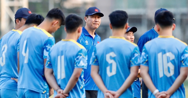 Cú hích từ người Mã và mệnh lệnh “phải thắng” cho U22 Việt Nam