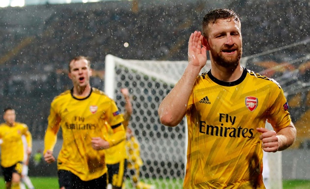 Đắng lòng Emery! Kẻ bị “xua đuổi” chơi hay nhất Arsenal