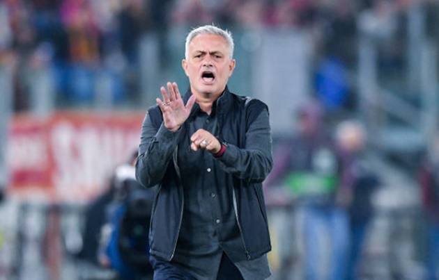 Dập tắt la ó, Mourinho gọi tên Varane – Casemiro