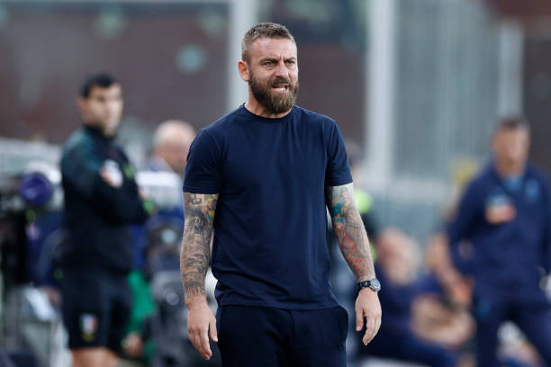 De Rossi đăng ký các tân binh cho Europa League