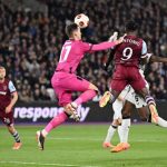 Đến bao giờ Leverkusen mới dừng lại?