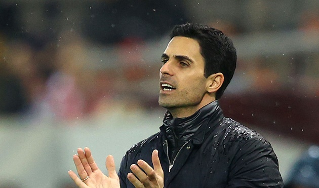 Điểm nhấn Olympiakos 0-1 Arsenal: ‘Sát thủ’ bừng sáng; Hậu vệ trái bất đắc dĩ chơi quá hay