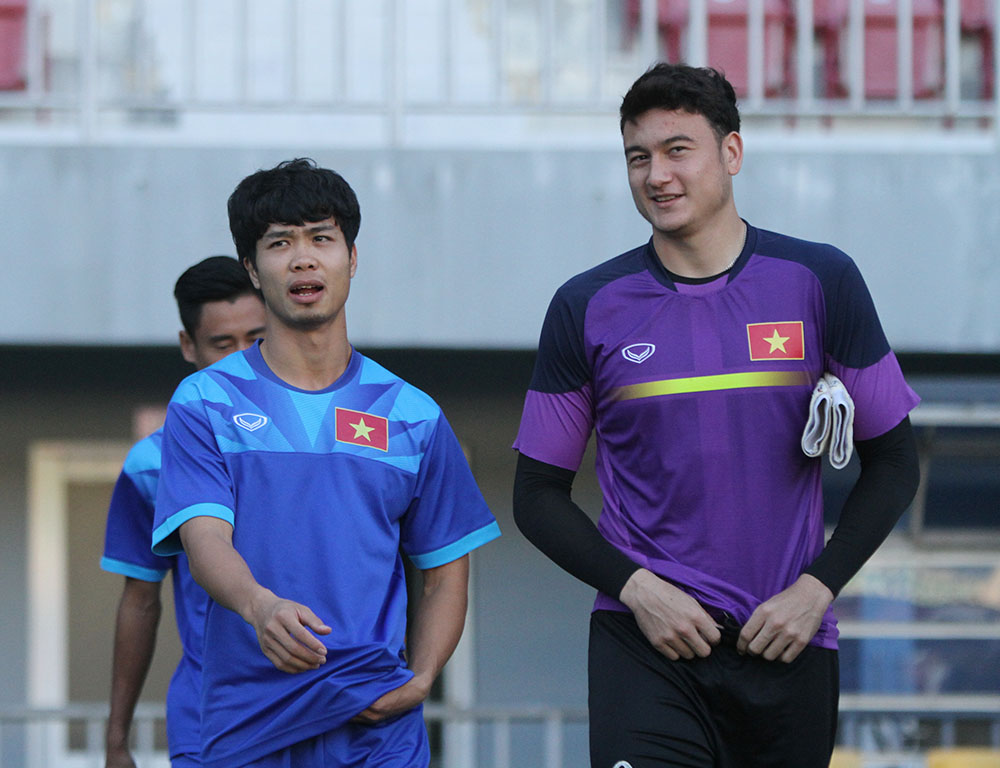 Điểm tin bóng đá Việt Nam sáng 30/08: ĐTQG Việt Nam có buổi tập đầu tiên