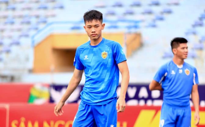 Đình Bắc: Từ lời cảnh tỉnh của HLV Văn Sỹ Sơn đến Quả bóng vàng