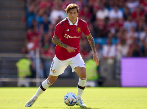 Đội hình M.U đấu Sociedad: Maguire đá chính; Lần đầu cho Ronaldo