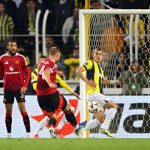 Eriksen tỏa sáng, Man Utd vẫn đánh rơi chiến thắng trước Fenerbahce