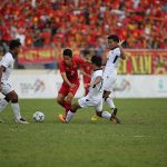 Fan Việt khóc nấc khi Công Phượng, Xuân Trường gục ngã trước người Thái