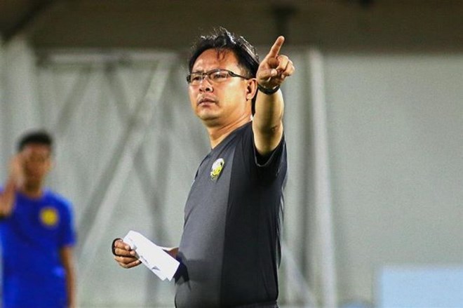 HLV của Malaysia và Myanmar theo dõi U22 Việt Nam thi đấu