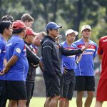 HLV Hữu Thắng thất bại: Cô đơn trên “ghế nóng”