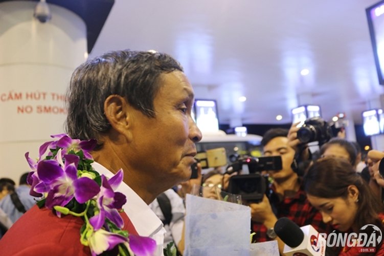 HLV Mai Đức Chung phủ nhận chuyện tuyển nữ bị phân biệt đối xử