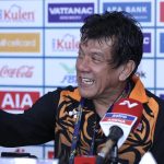 HLV Malaysia đổ lỗi cho trời mưa nên thua U22 Việt Nam
