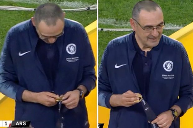 HLV Sarri khiến CĐV Chelsea rơi nước mắt chỉ vì 1 hành động sau chung kết Europa League