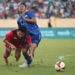 HLV Shin Tae-yong từ chối so sánh Việt Nam và Thái Lan