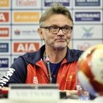 HLV Troussier nóng lòng thể hiện tại SEA Games 32