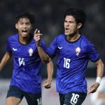 Honda chết lặng sau bàn thắng của Philippines