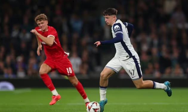 James Maddison ca ngợi ‘Neymar của Tottenham’