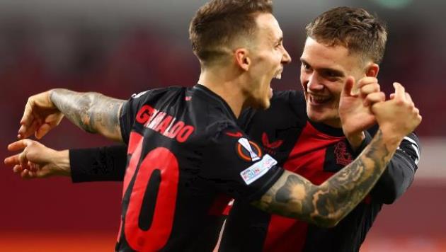Joe Cole tin Bayer Leverkusen có thể quật ngã cả Real lẫn Dortmund