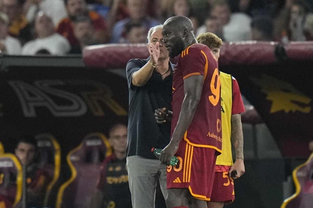 Jose Mourinho ca ngợi Lukaku sau chiến thắng dễ dàng ở Europa League