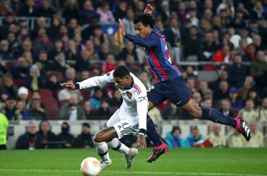 Jules Kounde đã có kế hoạch bắt chết Rashford