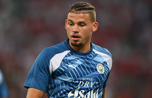 Juventus nhận báo giá bất ngờ cho thương vụ Kalvin Phillips