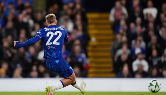 Kiernan Dewsbury-Hall: Ngôi sao ẩn mình đưa Chelsea đến Wroclaw