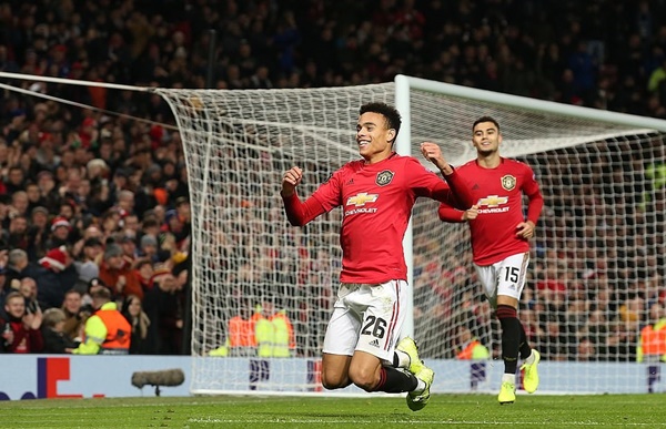 Man Utd và 10 kỷ lục kinh hoàng gieo rắc vòng bảng Europa League