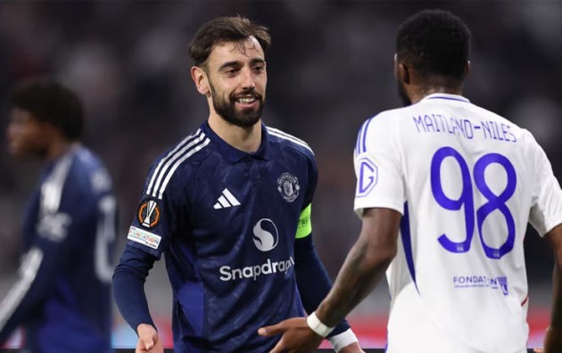 Man Utd vs Lyon: Kịch bản nghẹt thở; Chỉ còn cái tên